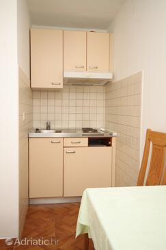 Апартаменты и комнаты у моря Подстрана - Podstrana, Сплит - Split - 8635