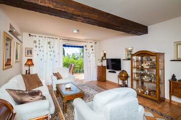 Casa de vacanţă lângă mare Okrug Gornji, Ciovo - 8645