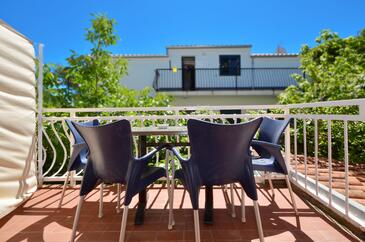 Two bedroom apartment Arbanija, Čiovo (A-8651-c(