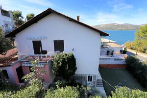 Appartamenti accanto al mare Arbanija, Bua - Čiovo - 8651