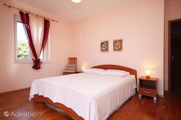 Apartments with parking space Slatine, Čiovo - 8658