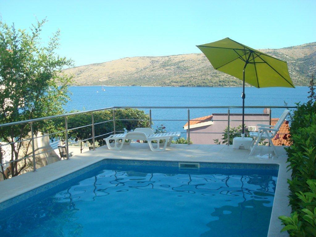 Giardino - Casa accanto al mare con piscina per famiglia Poljica, Traù - Trogir