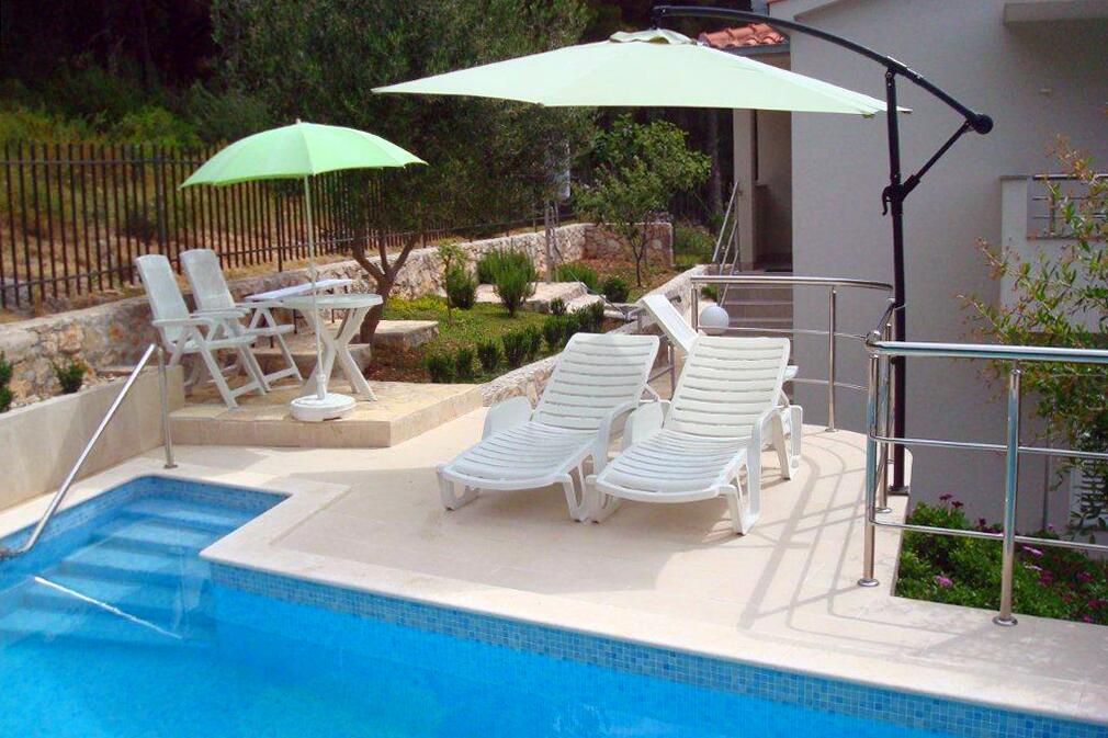 Giardino - Casa accanto al mare con piscina per famiglia Poljica, Traù - Trogir