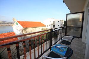 Appartamento di due stanze Okrug Donji, Bua - Čiovo (A-8664-e(