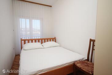 Seaside apartments with a swimming pool Okrug Donji, Čiovo - 8664