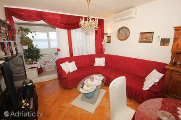 Lejlighedens parkeringsplads Dugi Rat, Omis - 8666