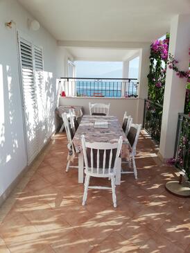 2-Zimmer-Ferienwohnung Bucht Pokrivenik, Hvar (A-8673-a(