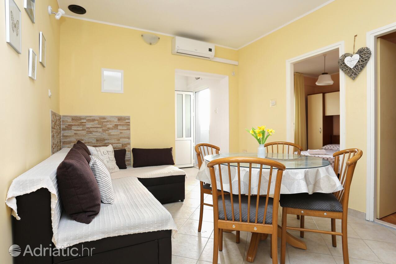 Ferienwohnungen am Meer Kastel Kambelovac, Kastela - 8679