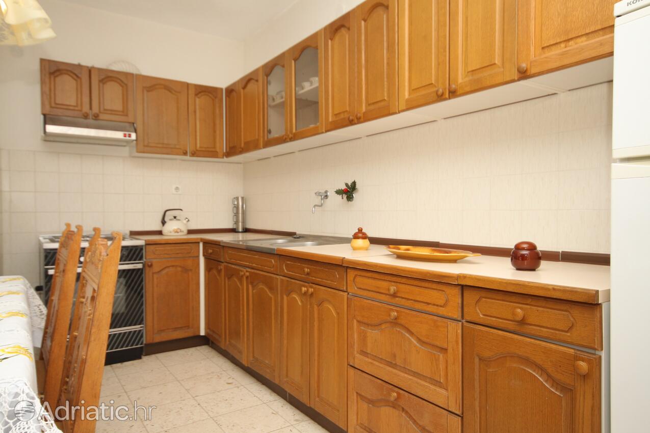 A-8686-a - Private accommodation - Apartments with a parking space Stari Grad, Hvar