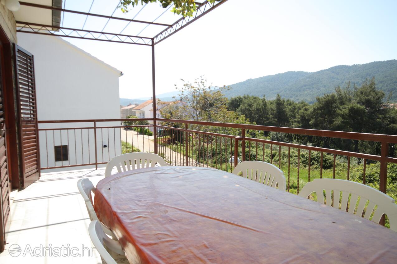 A-8686-a - Private accommodation - Apartments with a parking space Stari Grad, Hvar