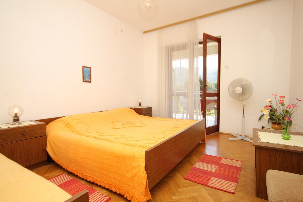 A-8686-d - Private accommodation - Apartments with a parking space Stari Grad, Hvar