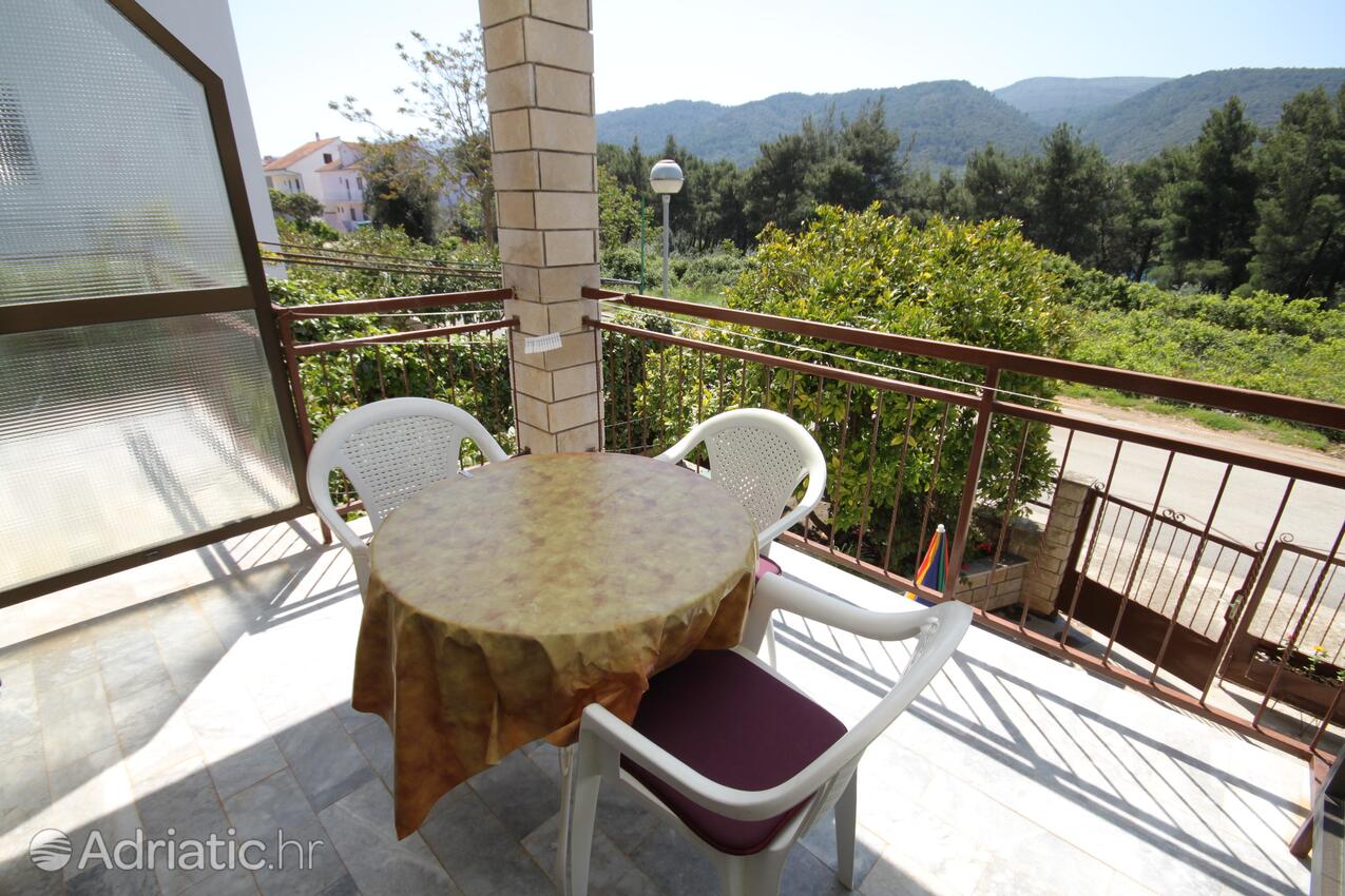 A-8686-e - Private accommodation - Apartments with a parking space Stari Grad, Hvar