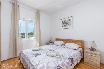 Apartments by the sea Nečujam, Šolta - 8691