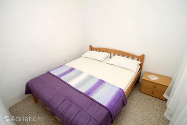 Robinsonski-leiligheter ved sjøen Cove Pobij, Hvar - 8702