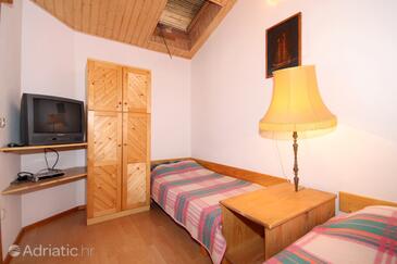 Apartments by the sea Ivan Dolac, Hvar - 8711