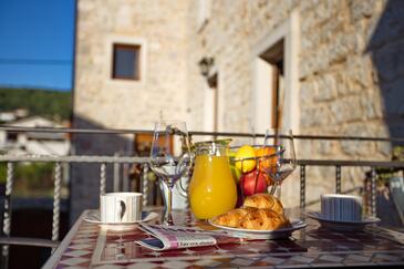 Egyszobás apartman Jelsa, Hvar (A-8713-a)