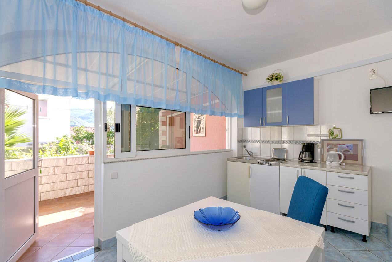 A-8726-a - Private accommodation - Apartments with a parking space Stari Grad, Hvar