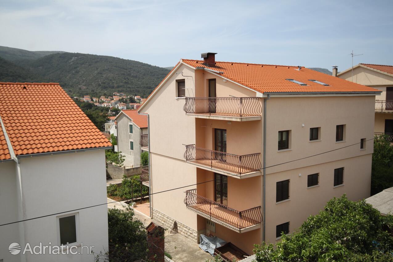 AS-8726-a - Private accommodation - Apartments with a parking space Stari Grad, Hvar
