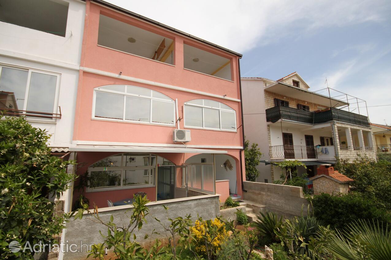 Property - Apartments with a parking space Stari Grad, Hvar