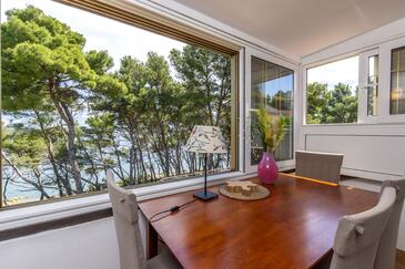 One bedroom apartment Jelsa, Hvar (A-8729-b)