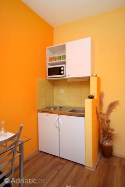 Apartmani s parkingom Vrisnik, Hvar - 8733