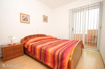 Apartments and rooms with parking space Ivan Dolac, Hvar - 8734