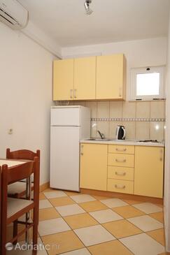 Apartmani i sobe s parkingom Ivan Dolac, Hvar - 8734