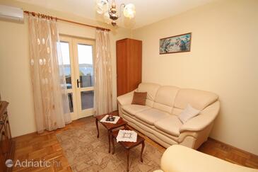 Ferienwohnungen am Meer Zavala, Hvar - 8745