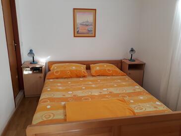 Apartmanok parkolóhellyel Jelsa, Hvar - 8746