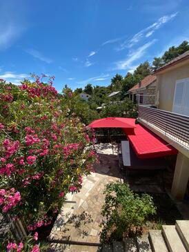 Apartmanok a tenger mellett Jelsa, Hvar - 8747