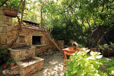 Apartmány s parkoviskom Jelsa, Hvar - 8750 Adriatic.hr