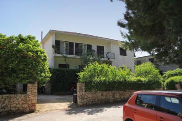 Apartamentos com varanda Jelsa, Dalmácia Central