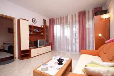 One bedroom apartment Jelsa, Hvar (A-8751-a)