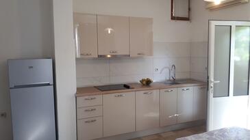 Appartamenti con parcheggio Ivan Dolac, Lesina - Hvar - 8753