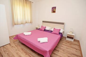 Apartments by the sea Cove Zastupac, Hvar - 8761