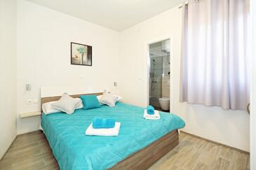 Apartments by the sea Cove Zastupac, Hvar - 8761