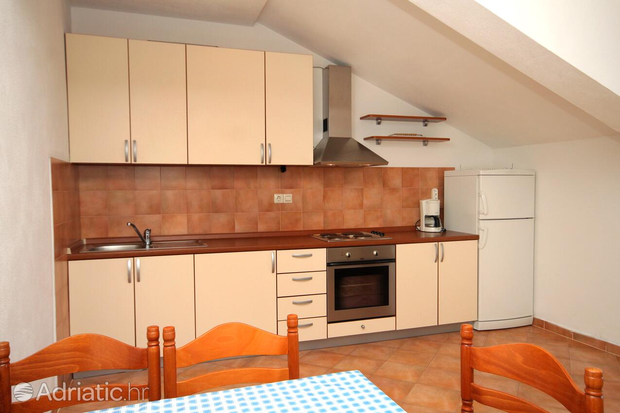 Appartamenti con parcheggio Gelsa - Jelsa, Lesina - Hvar - 8765
