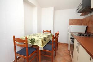 Dwupokojowy apartament Jelsa, Hvar (A-8765-d)