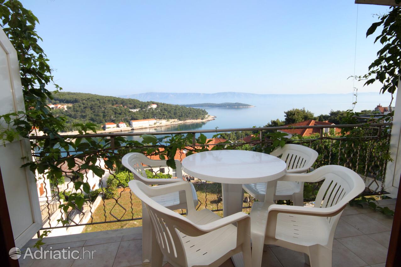 Apartments with parking space Jelsa, Hvar - 8765