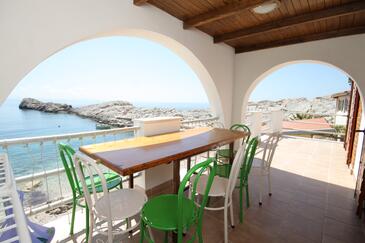Three bedroom apartment Cove Zaraće, Hvar (A-8781-a(