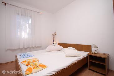 Apartments by the sea Ivan Dolac, Hvar - 8782