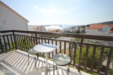 Apartments and rooms with parking space Hvar - 8787