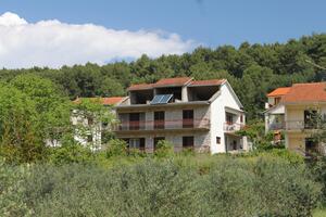 Apartmány s parkoviskom Jelsa, Hvar - 8789