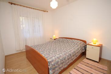 Apartmanok parkolóhellyel Zavala, Hvar - 8802