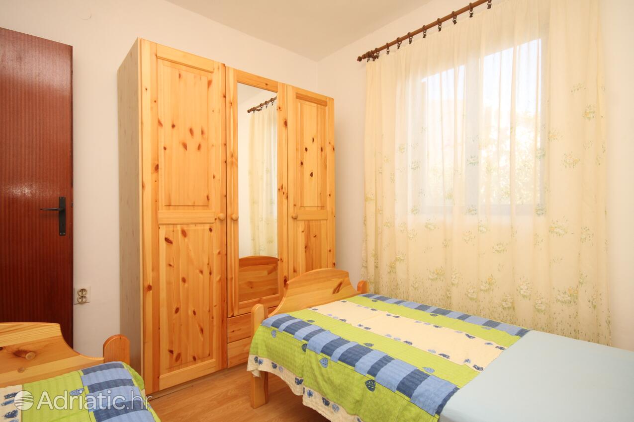 A-8836-a - Alloggi privati - Appartamenti con parcheggio Rukavac, Lissa - Vis