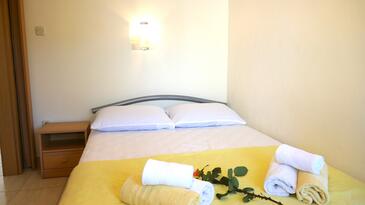 Apartmány s parkoviskom Rukavac, Vis - 8839