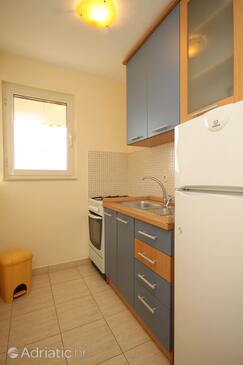 Leiligheter med parkering Rukavac, Vis - 8839