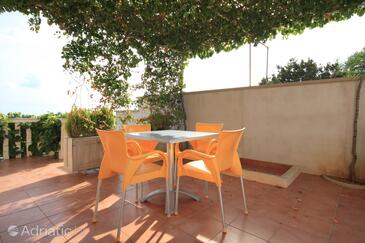 Leiligheter med parkering Rukavac, Vis - 8839