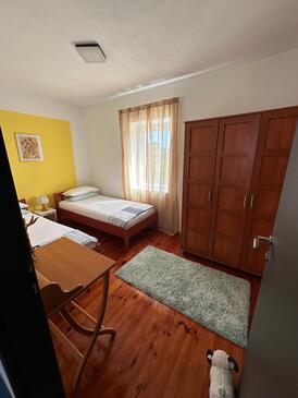 Appartamenti con parcheggio Rukavac, Lissa - Vis - 8851