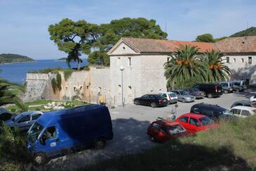 Apartment with balcony Vis, Central Dalmatia
